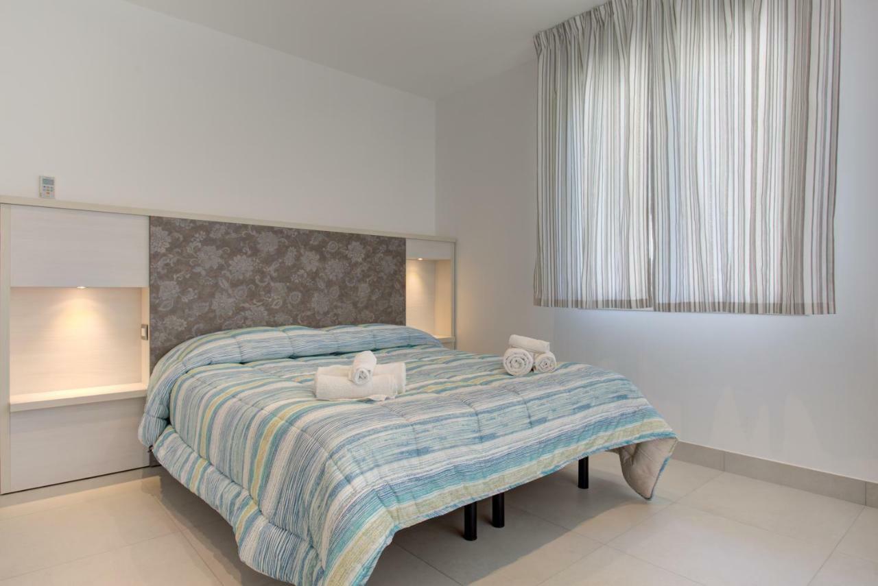 Alloggio Nella Rimini Bagian luar foto